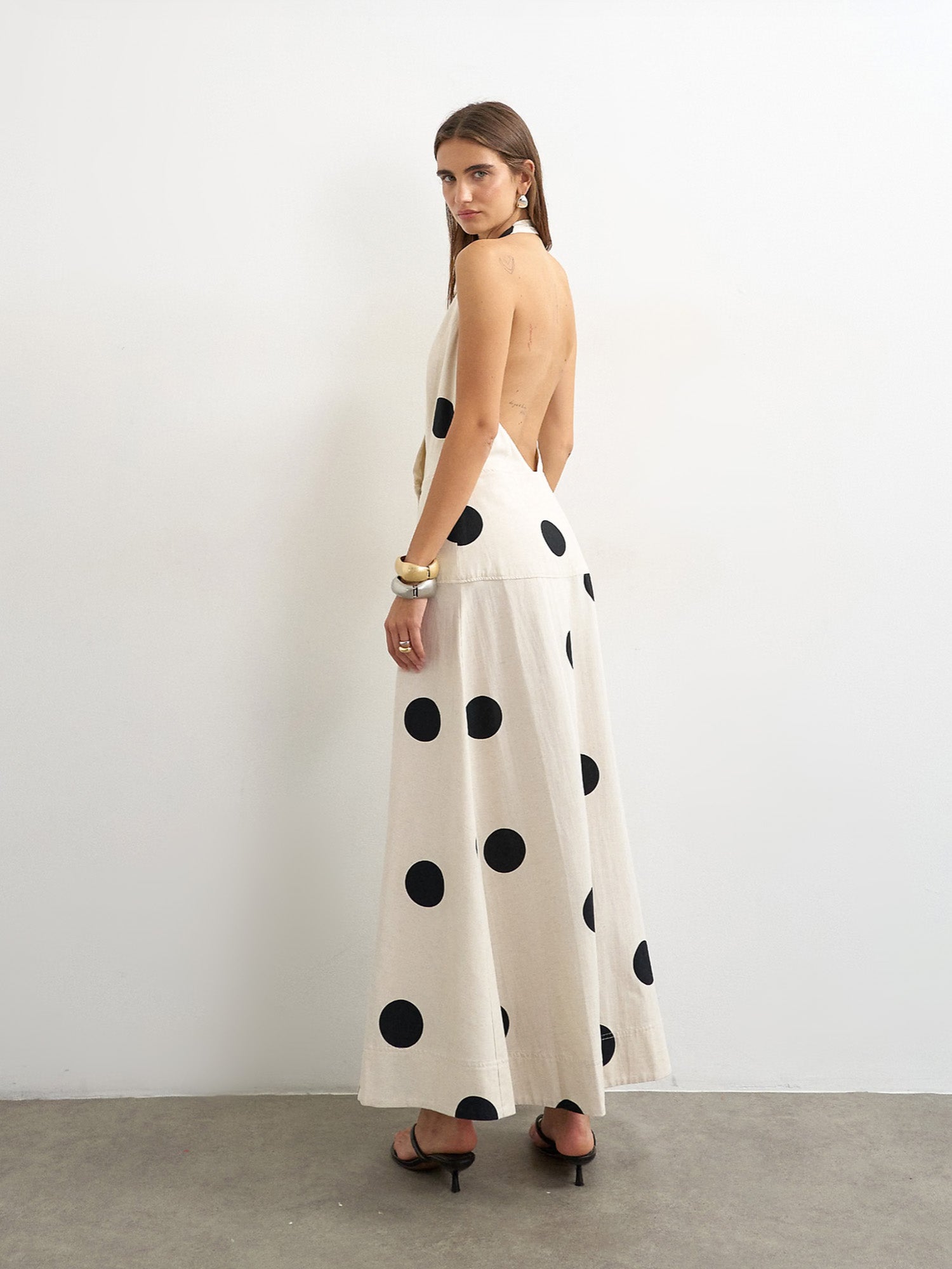 PREMIUM LINEN RICH HALTER NECK WRAP MAXI DRESS