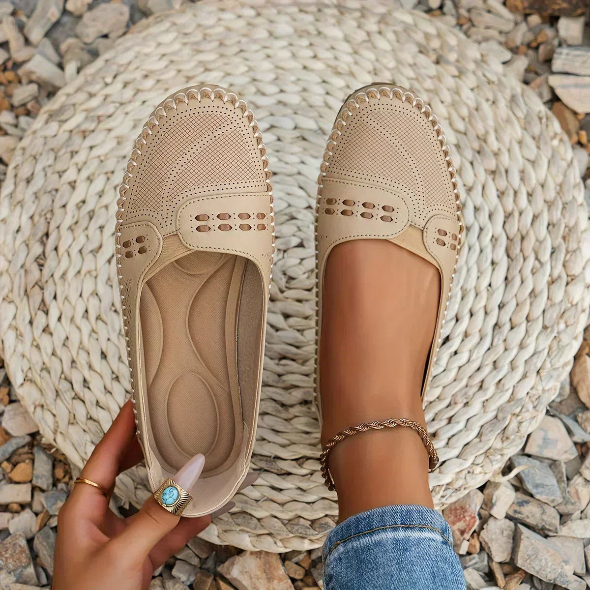 Comfortable Slip On Loafer Flats with Cutout Detail