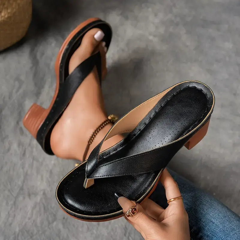 Classic Heeled Flip Flops with Block Heel and Toe Post