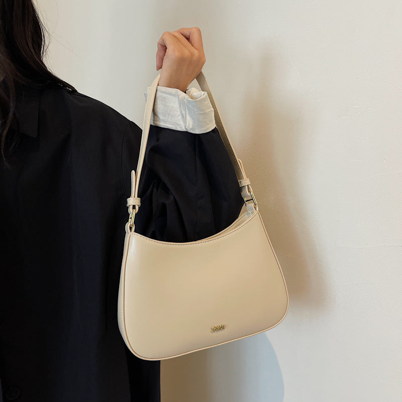 Minimalist Leather Shoulder Bag with Adjustable Strap