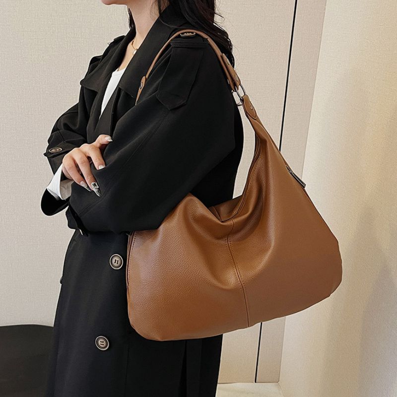 Oversized Leather Hobo Shoulder Bag in Soft Crescent Shape