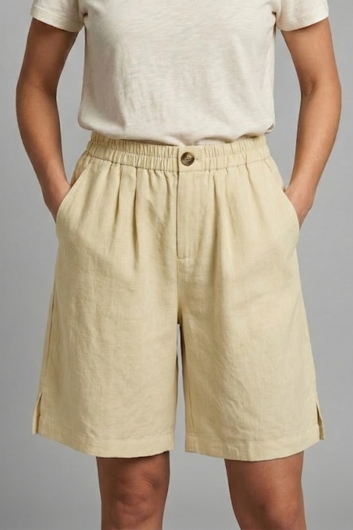 Relaxed Linen Shorts with Elasticated Waist and Side Pockets