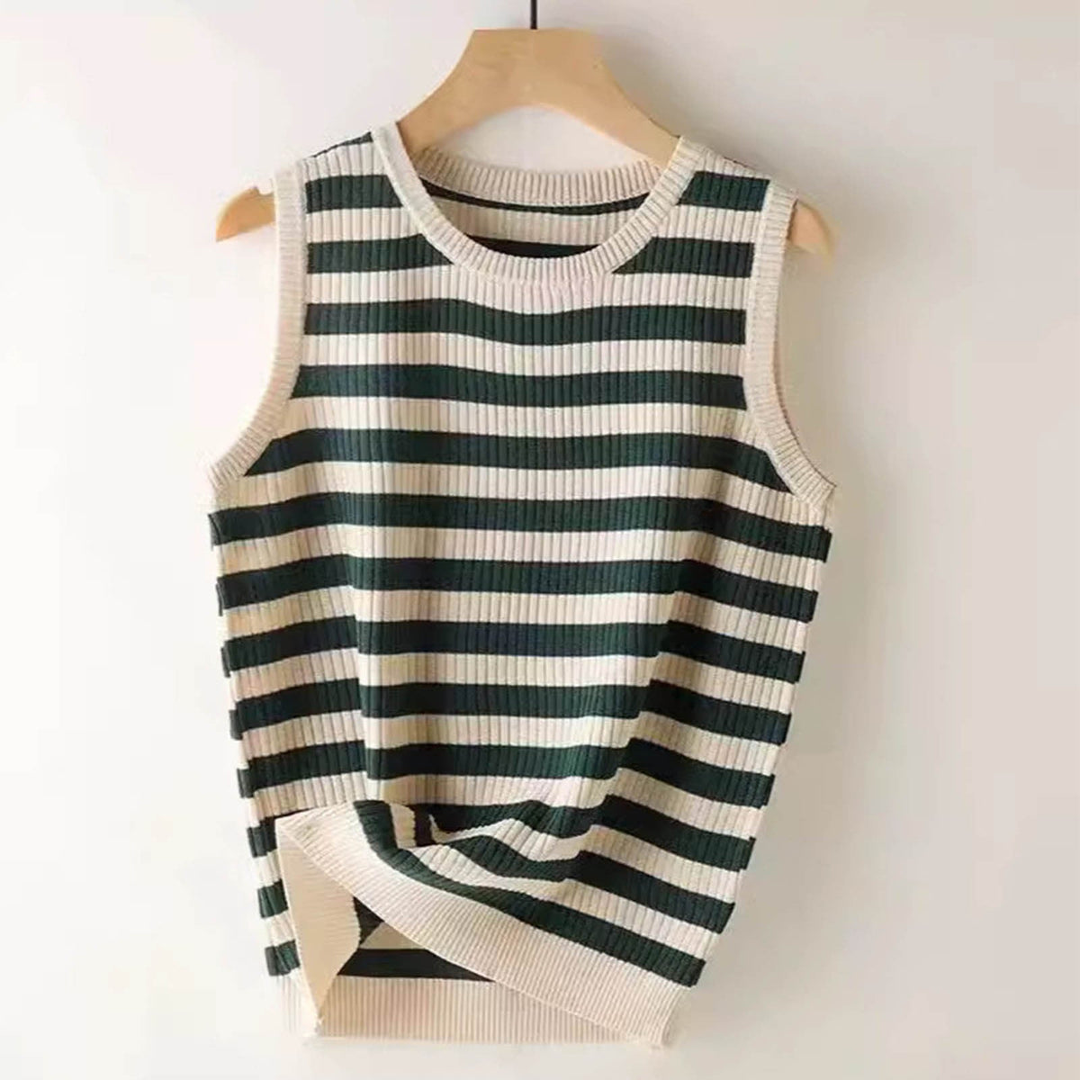 Striped Ribbed Knit Sweater Top with Round Neck