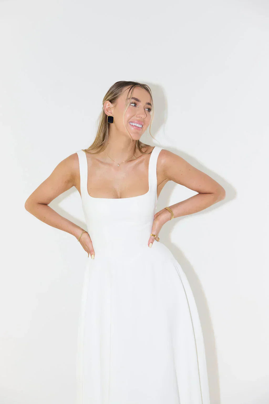Timeless Midi Dress with Square Neck and Full Skirt