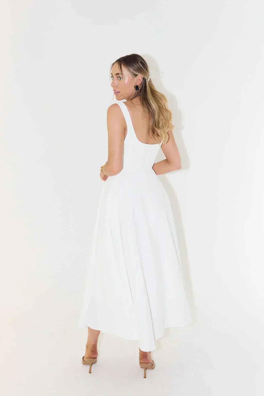 Timeless Midi Dress with Square Neck and Full Skirt