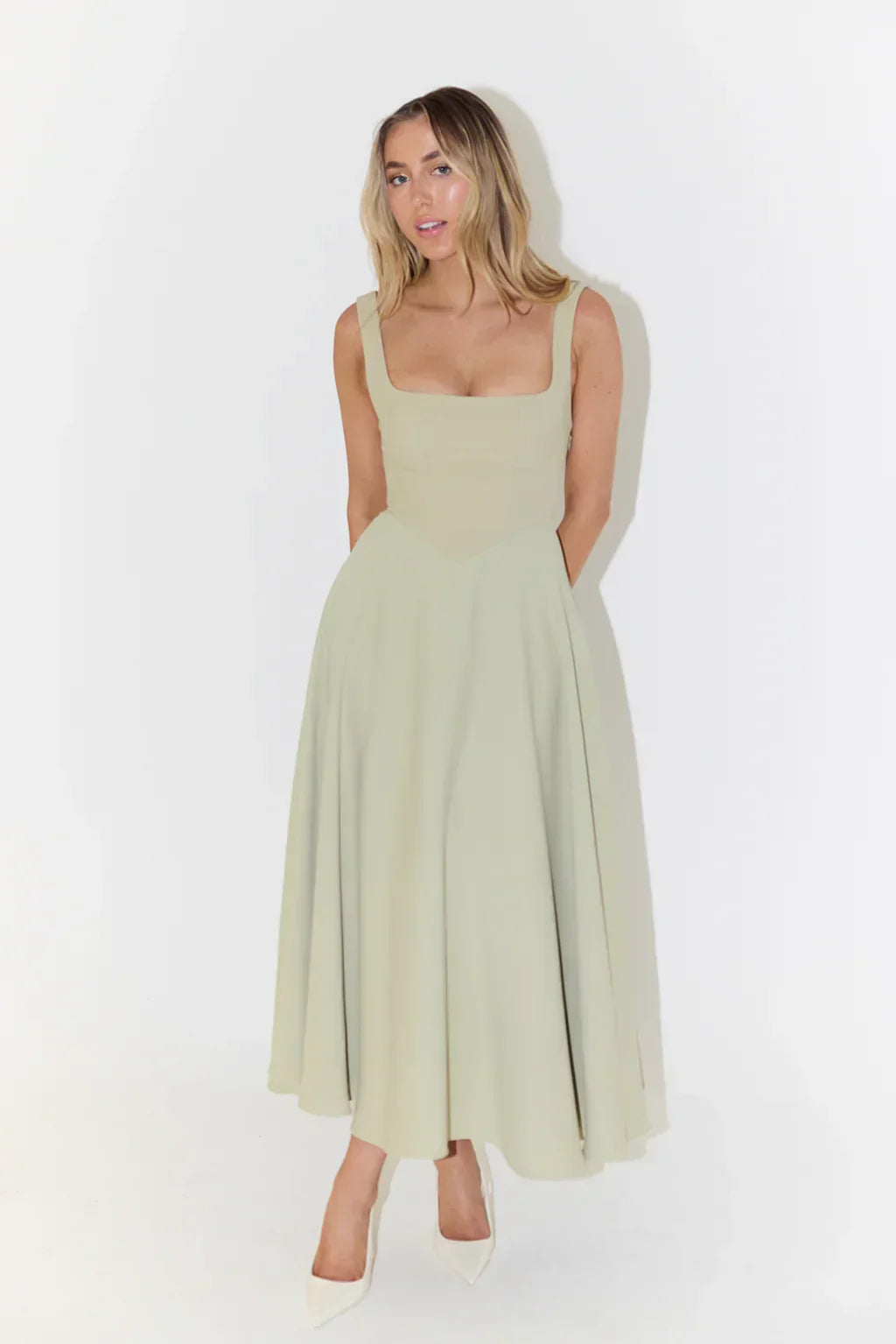 Timeless Midi Dress with Square Neck and Full Skirt