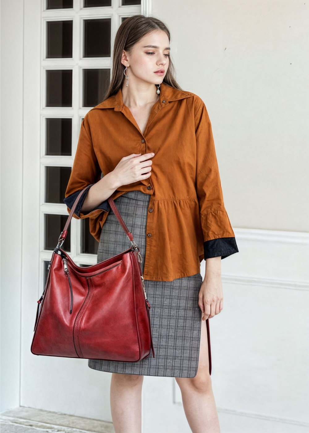 Vintage Leather Hobo Shoulder Bag with Crossbody Strap
