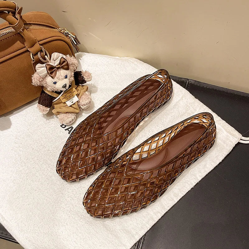 Woven Jelly Flat Shoes with Cut-Out Diamond Pattern