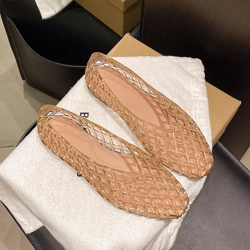 Woven Jelly Flat Shoes with Cut-Out Diamond Pattern