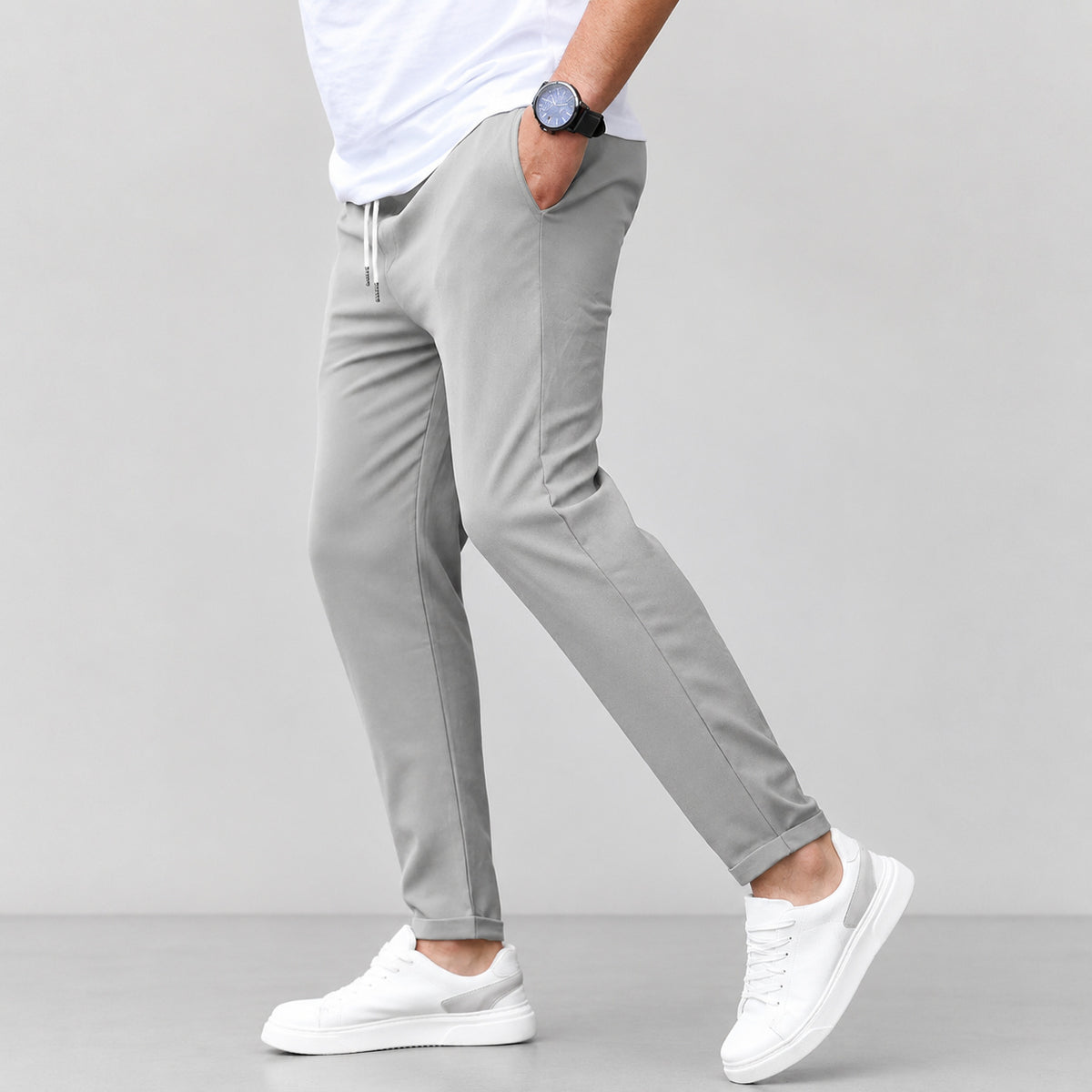 Men's Slim Tapered Drawstring Trousers