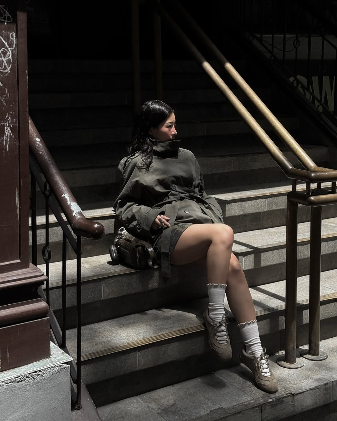 Women's Funnel Neck Cropped Trench Coat