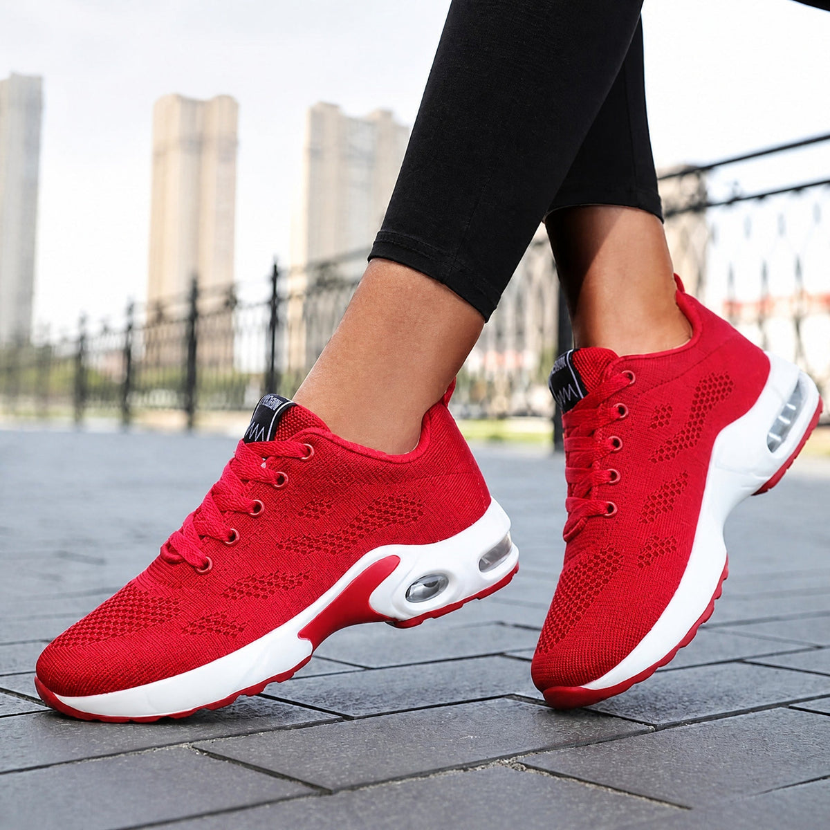 Women's Lace-Up Knit Look Trainers