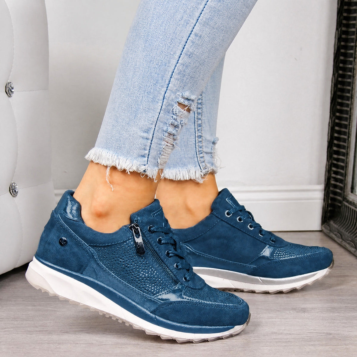 Women's Lace-Up Orthopaedic Trainers