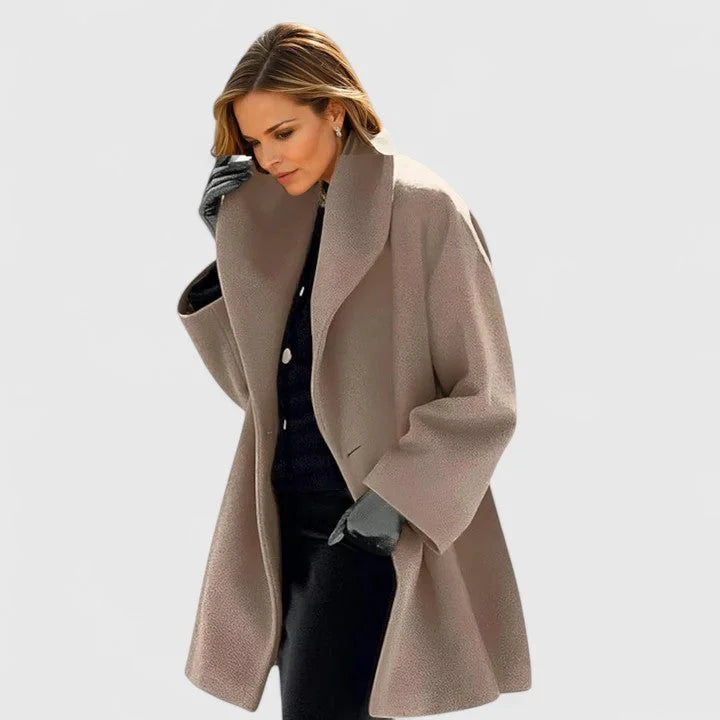 Women's Relaxed Collared Wool Coat