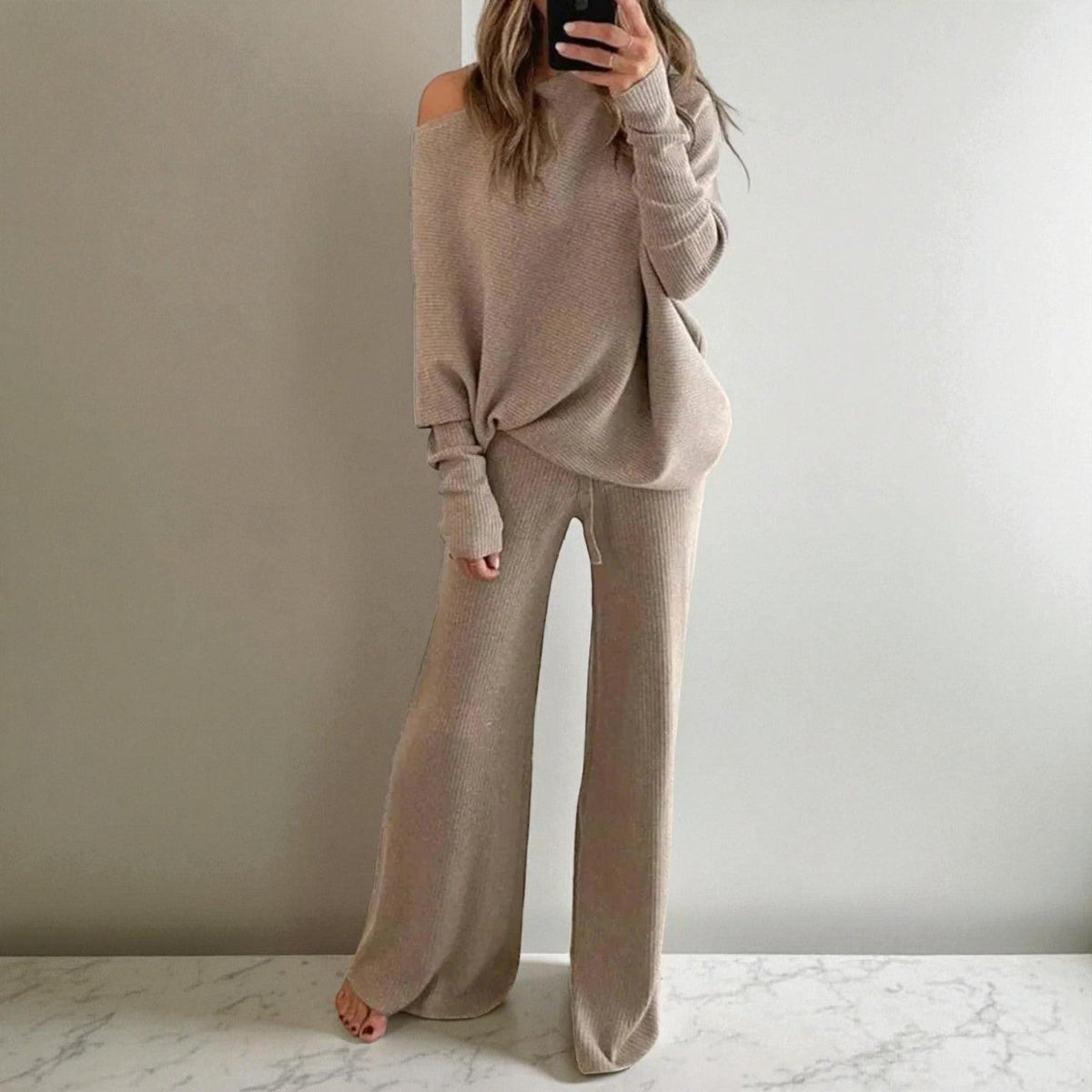 Women's Relaxed Long Sleeve Knit Lounge Set