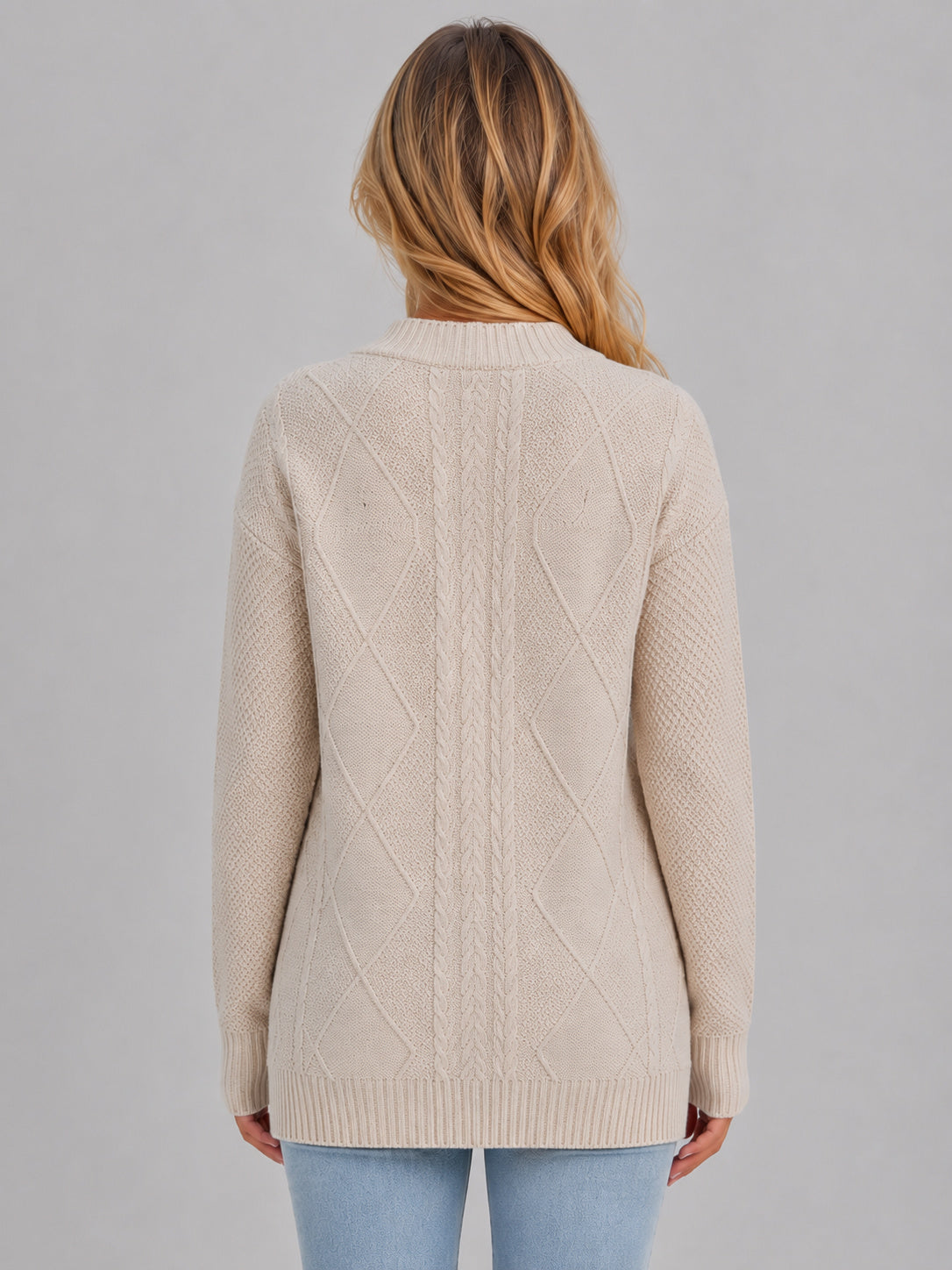 Women's Relaxed V Neck Cable Knit Cardigan