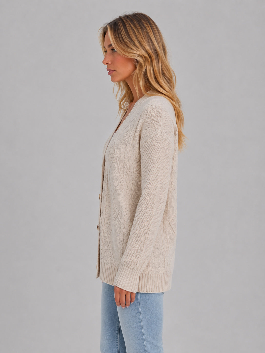 Women's Relaxed V Neck Cable Knit Cardigan