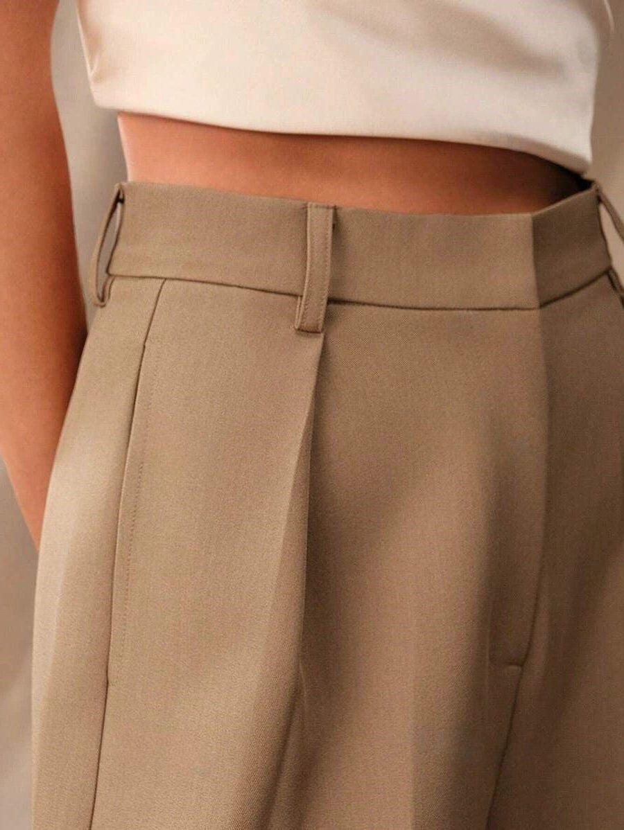 Women's Tailored Wide Leg Pleated Trousers
