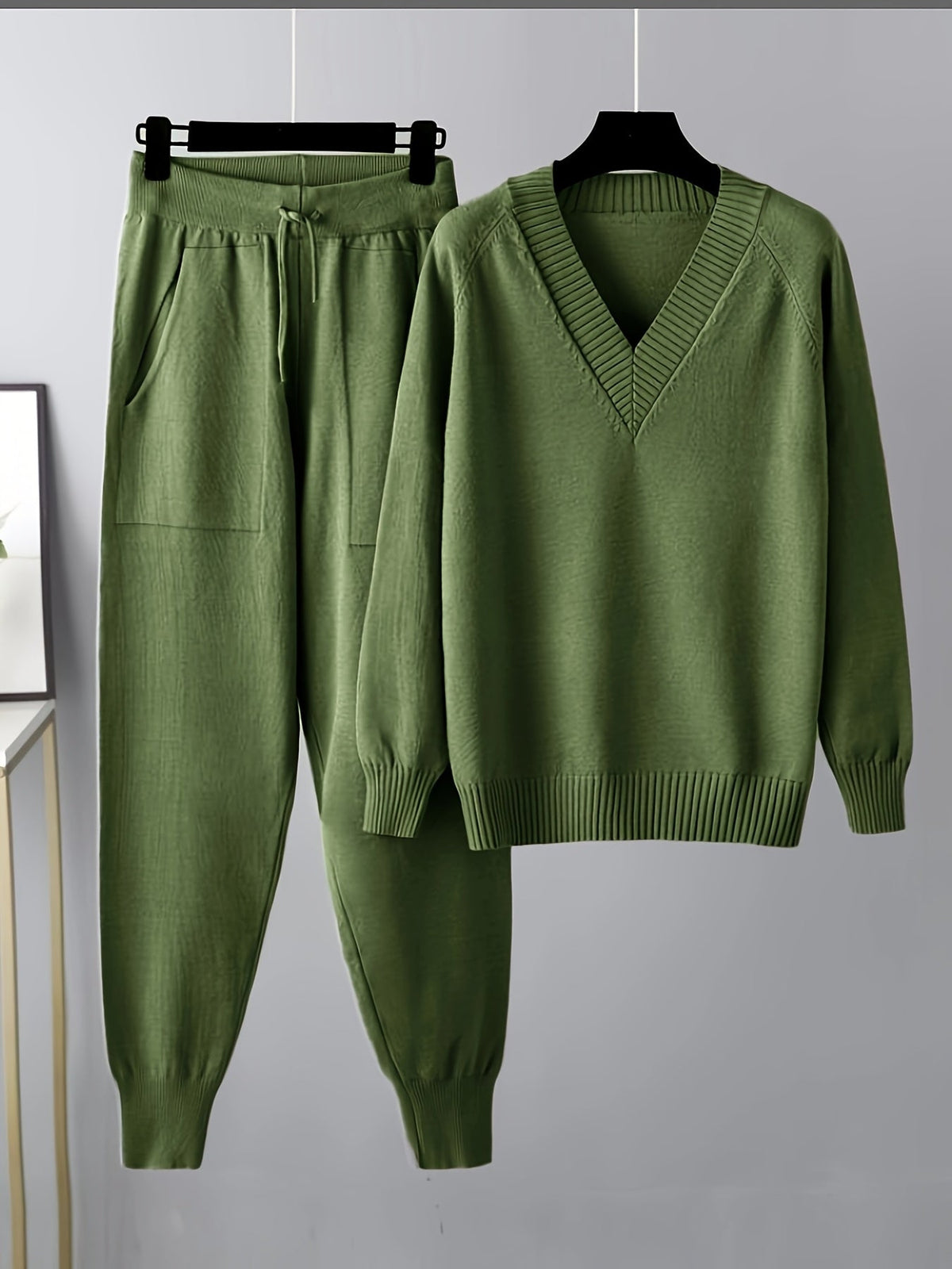 Women's V Neck Fine Knit Jumper and Jogger Set